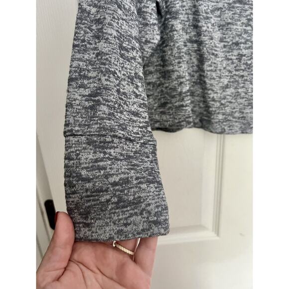 Women’s Gray Dolman Sweater Cabana By Crown & Ivy Size Small - Picture 5 of 6